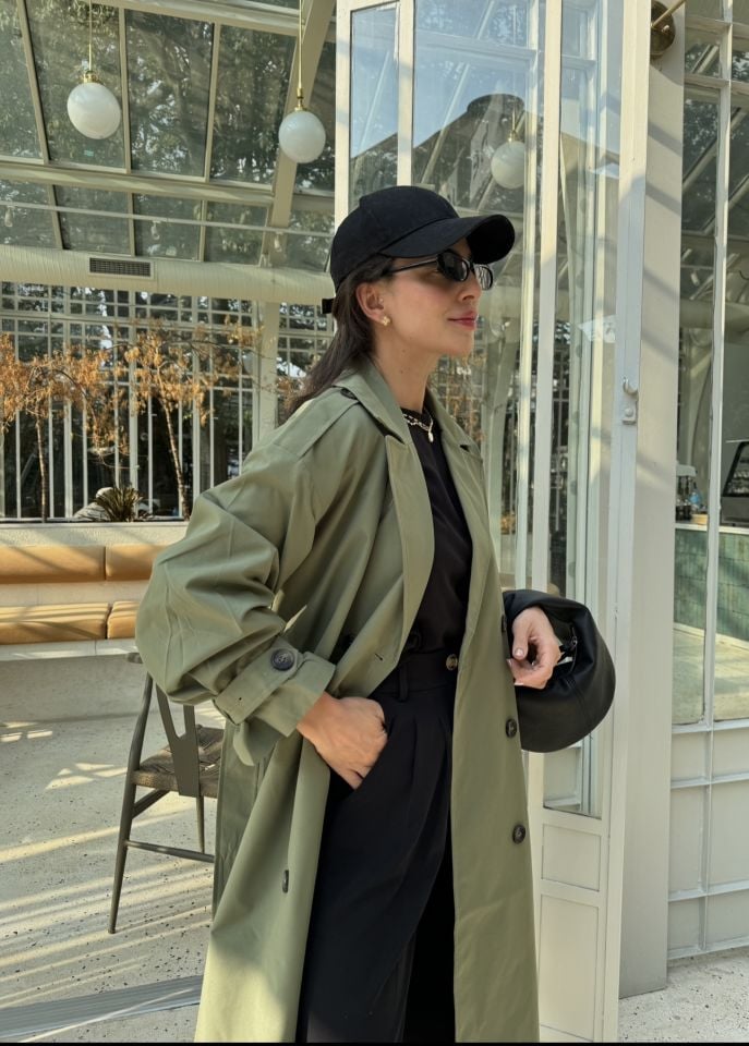İçi astarlı orjinal marka retro yeşil trenç