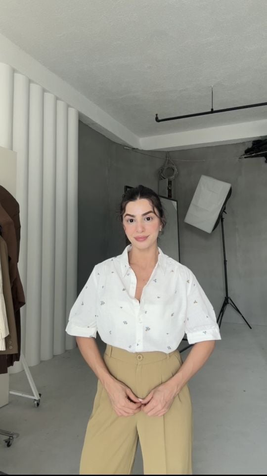 Orjinal marka minik çiçekli gömlek