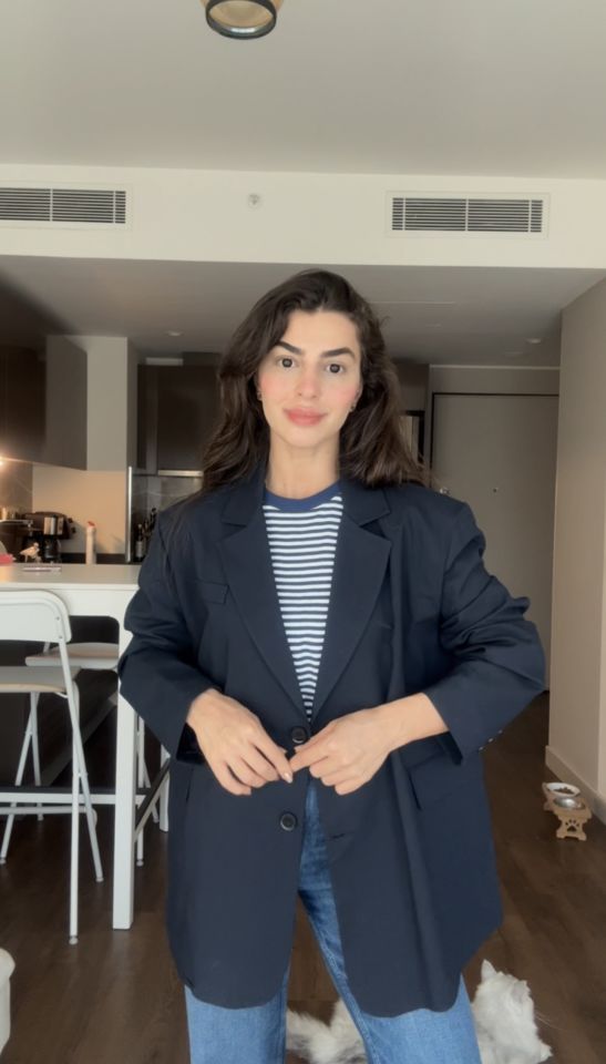 Vatkalı içi astarlı larcivert blazer