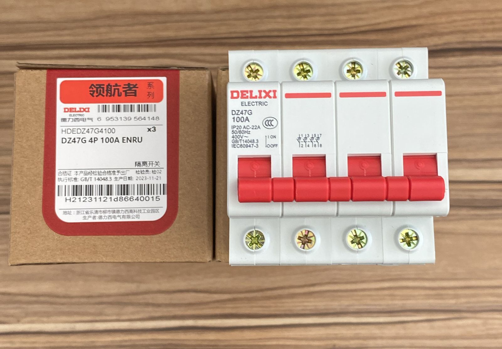 DZ47G4100  -  DELIXI DZ47G series isolating switch 4P 100A