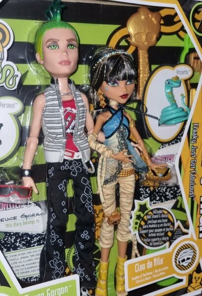 monster high creeproduction cleo and deuce - model bebek