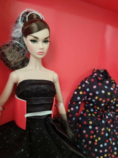 Escoines Koleksiyon sınırlı üretim 2023 integrity toys poppy parker paris - 3996366d4c75f09b76