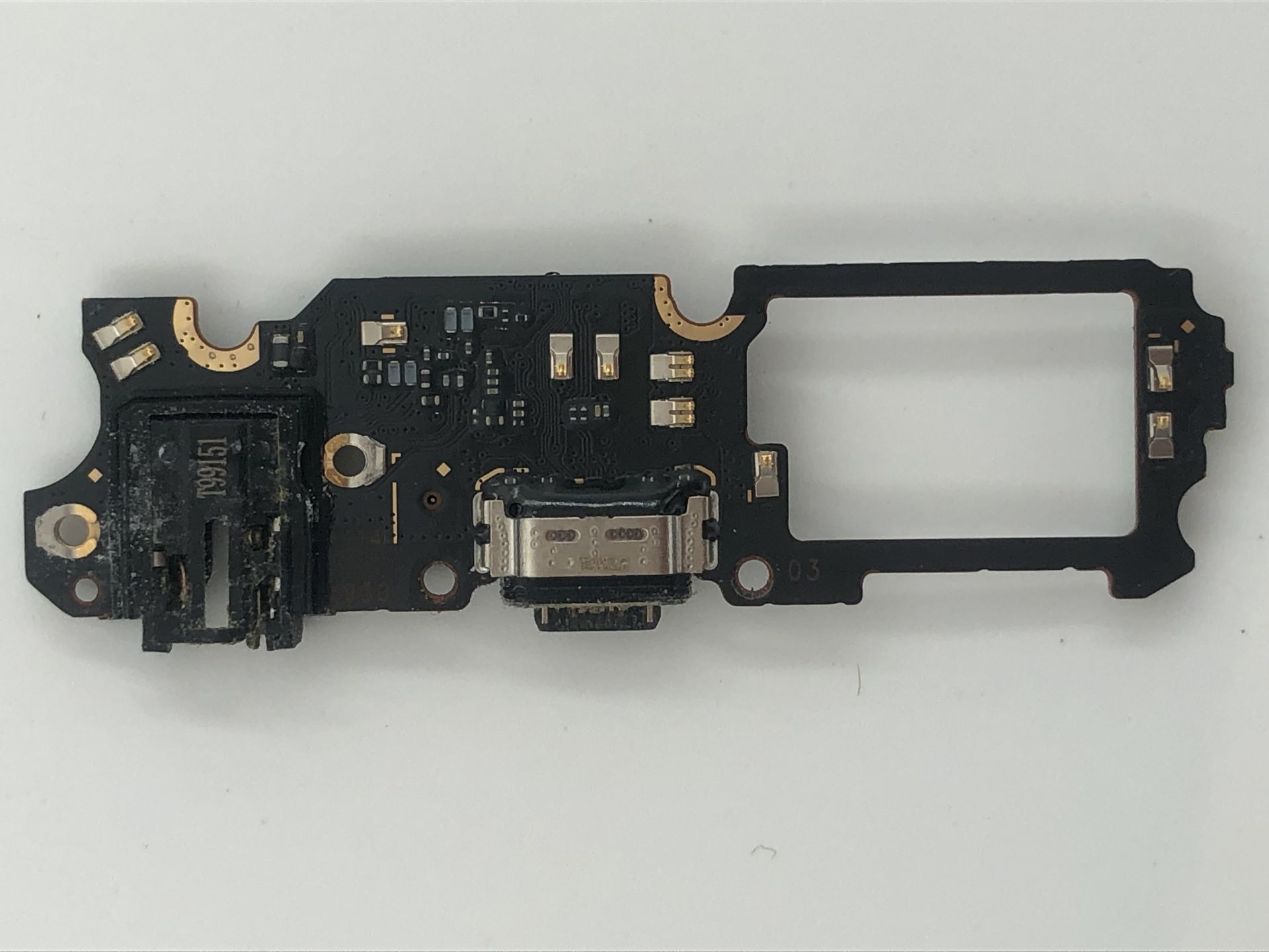 Oppo A9 Şarj Board (Orjinal Çıkma)