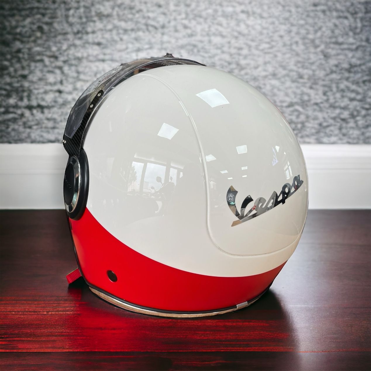 Vespa Kırmızı Beyaz Orjinal Kask