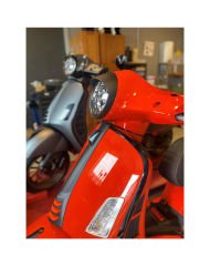 VESPA GTS YENİ MODEL HPE UYUMLU FAR KAŞI 2020 VE 2024 UYUMLU SİYAH VE KROM