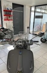 VESPA GTS UZUN ÖN CAM ANAHTARSIZ 2023 MODELLERE