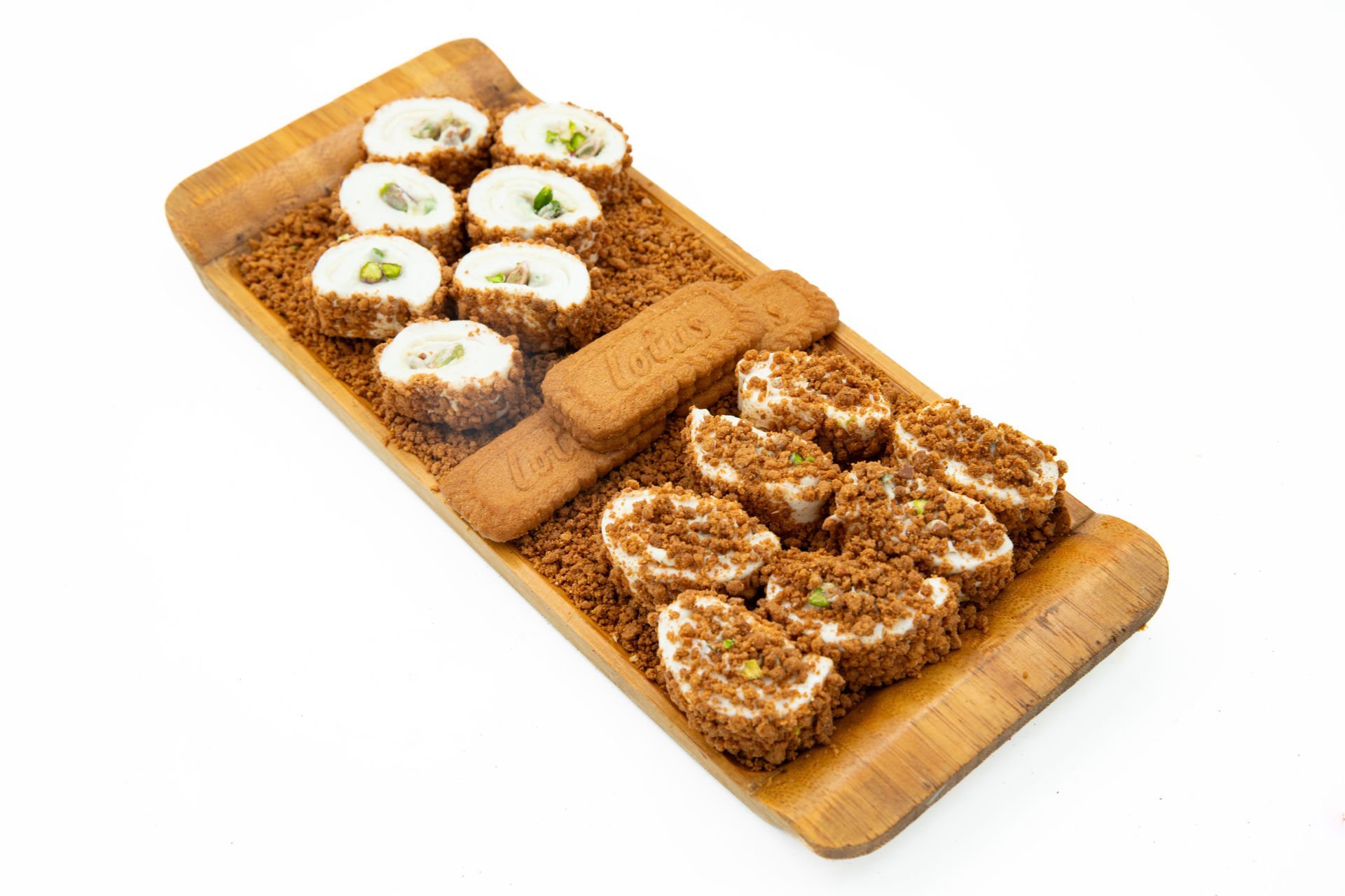 Lotuslu Beyaz Çikolatalı Antep Fıstıklı Lokum 500gr