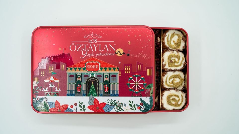 Yılbaşı Özel Kırmızı Lokum  Kutusu (650 GR)