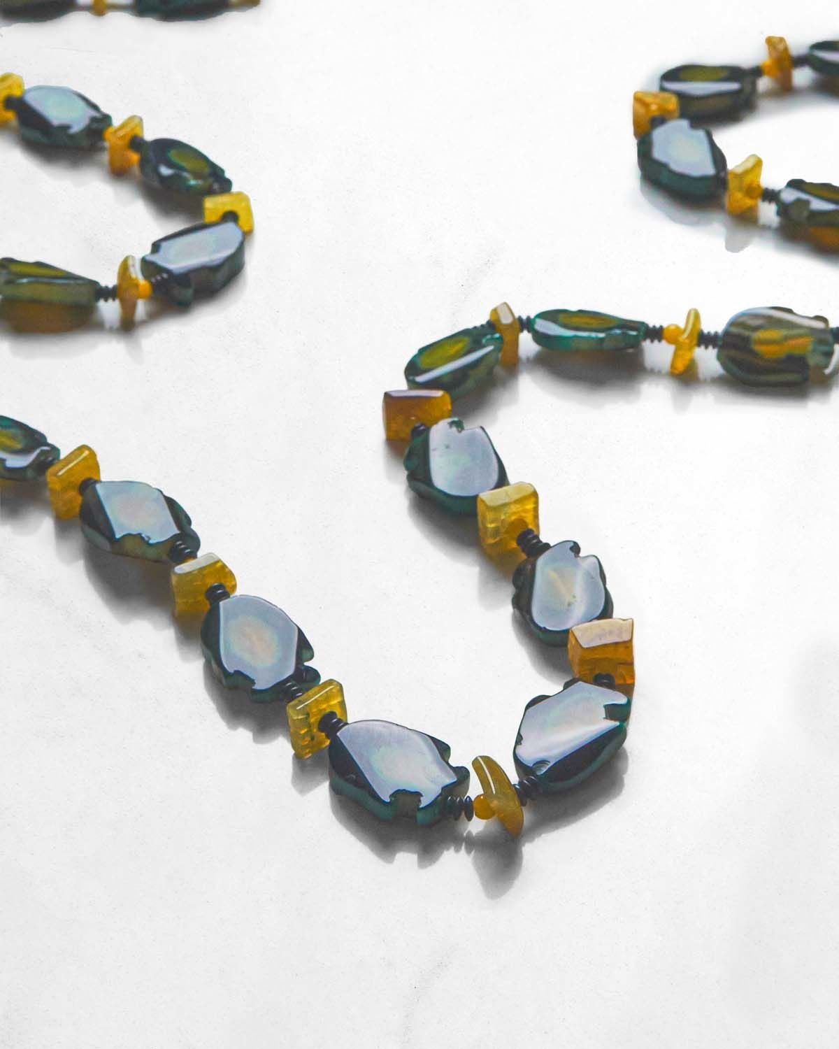 AGATE VE HEMATİT UZUN KOLYE