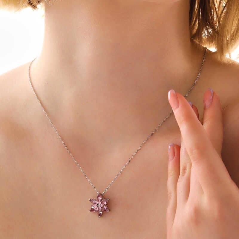 Gümüş Pembe Lotus Çiçeği Kolye