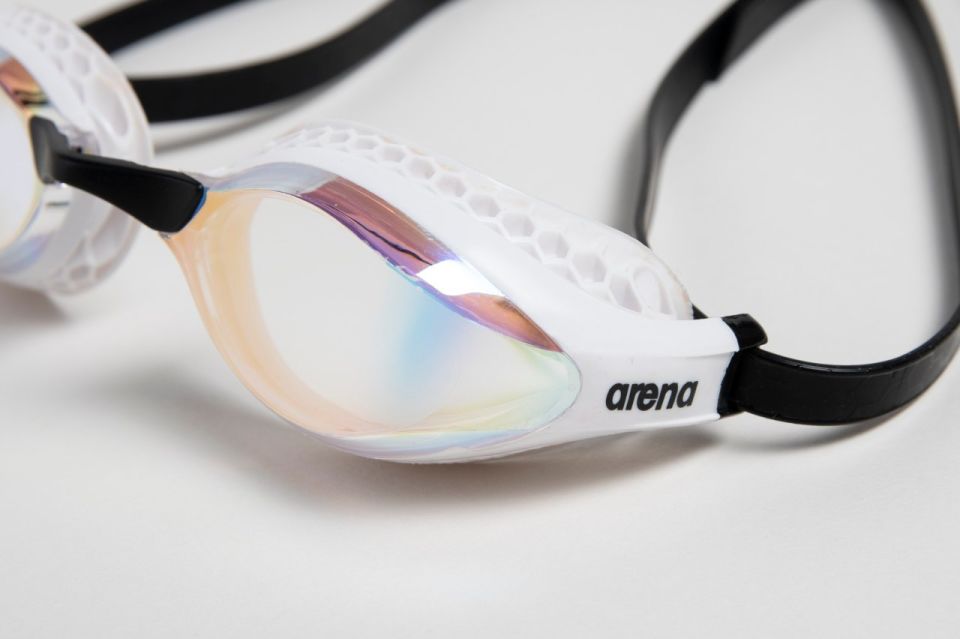 air-speed-mirror-arena-yuzme-gozlugu