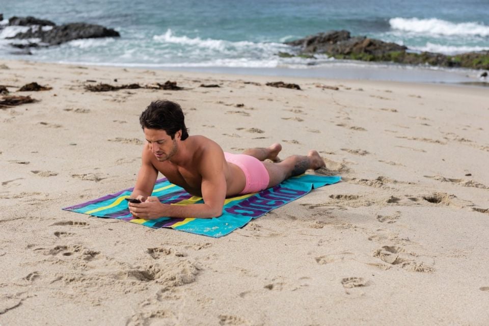 BEACH MULTISTRIEPS TOWEL ARENA HAVLU