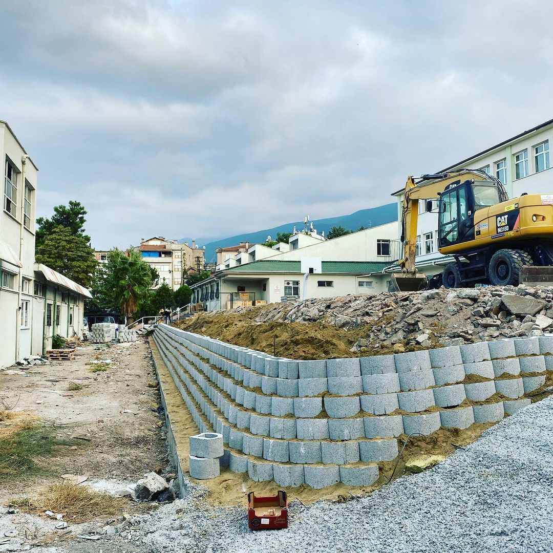 Quercus Beton Şev Taşı Gri İstanbul Adet Fiyat