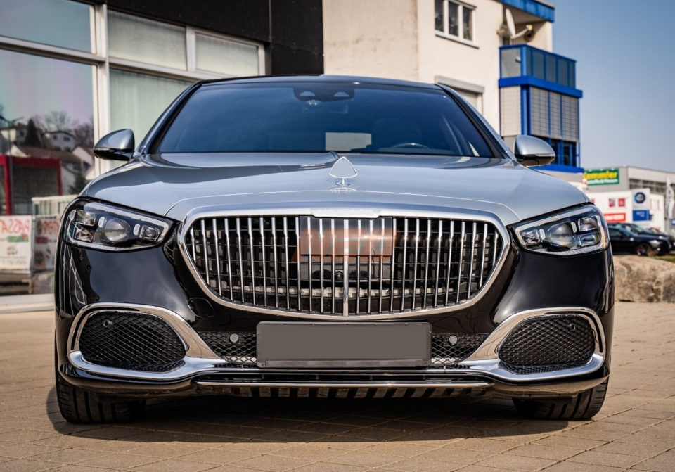 W213 YENI E SERISI IÇIN UYUMLU 2020+ MAYBACH GÖRÜNÜM BODY KIT(SIYAH SIS  KAPAK)