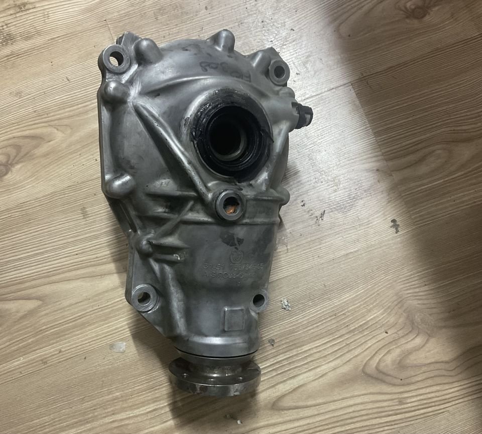 7567345 BMW F30 ÖN DİFERANSİYEL ÇIKMA ORJİNAL