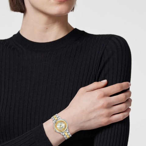 Versace VRSCVE8CA0224 Kadın Kol Saati