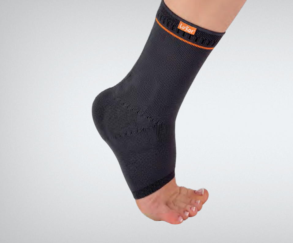 Luxor Knitted Silicone Pad Supported Ankle Support M:22-24 (105)