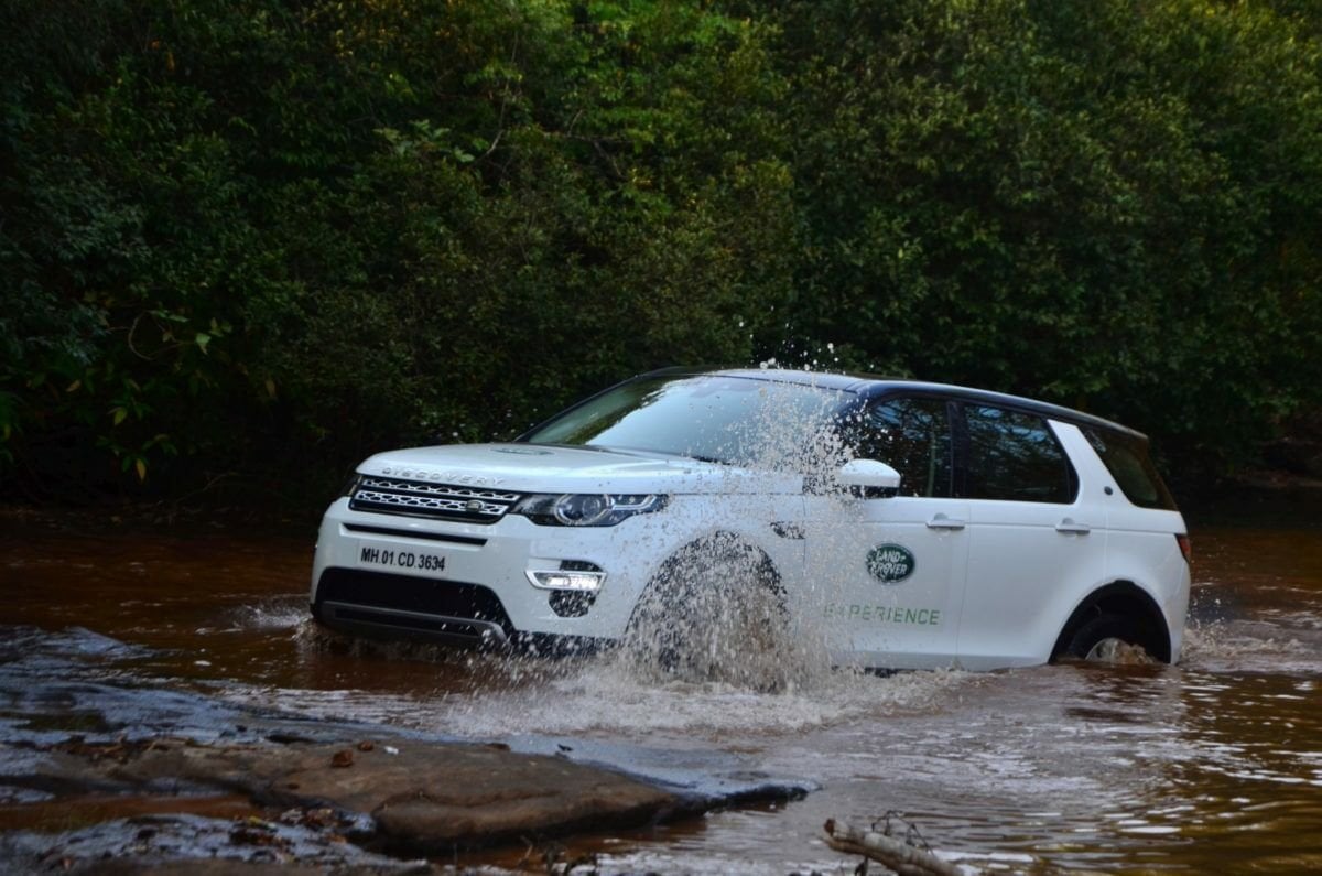 Üst Sınıf Land Rover’ınıza Aracınıza Üst Sınıf Bir Yedek Parça