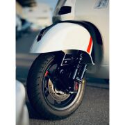 Vespa ET2-ET4-LX-​GTS-​GTV-​Primavera-​Sprint Ön Salıncak/Çatal Kapak Alüminyum *Siyah* (2017- ) / ZELIONI