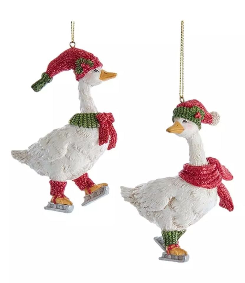 4''RESIN SKATING GEESE ORN 2/ASSTD