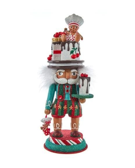 15''HOLLY WOOD NUTCRAKER CAKE W/GING