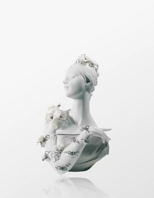 BENİM GÜZEL LEYDİM BÜST HEYKELİ