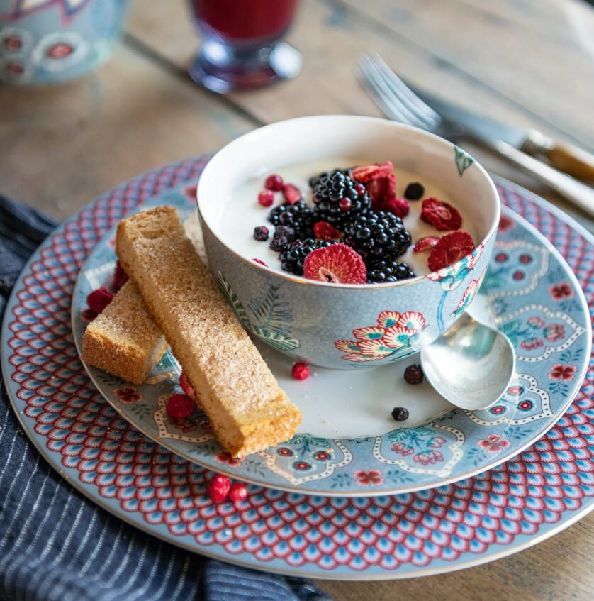 Mavi Porselen Yemek Tabağı 26,5 Cm Flower Festival Collection by Pip Studio