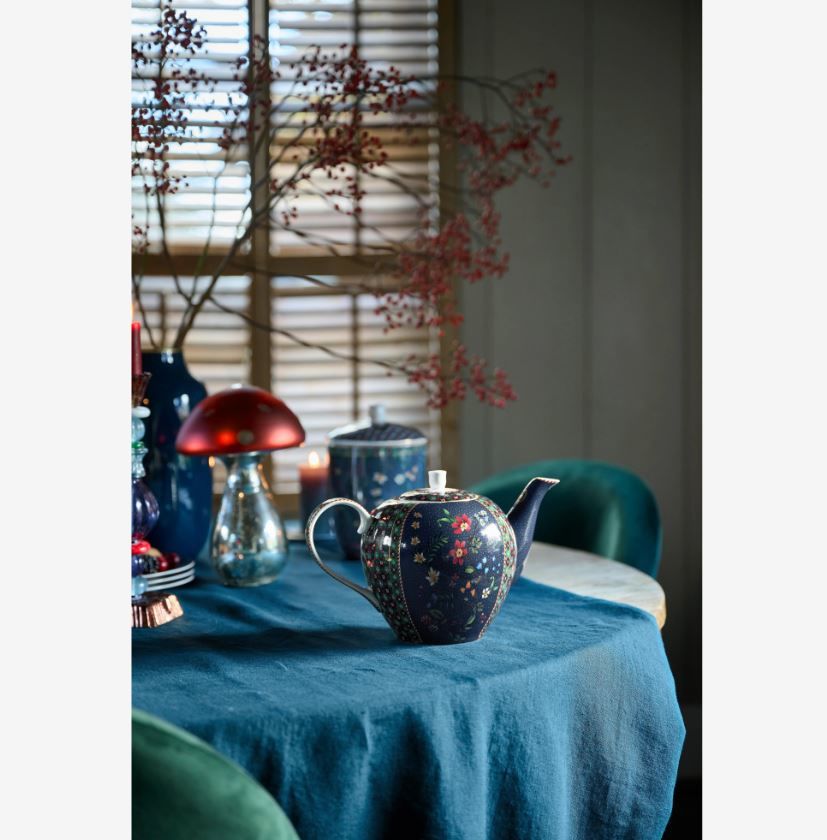 Mavi Porselen Demlik 1600 Ml Berry Blues Collection by Pip Studio