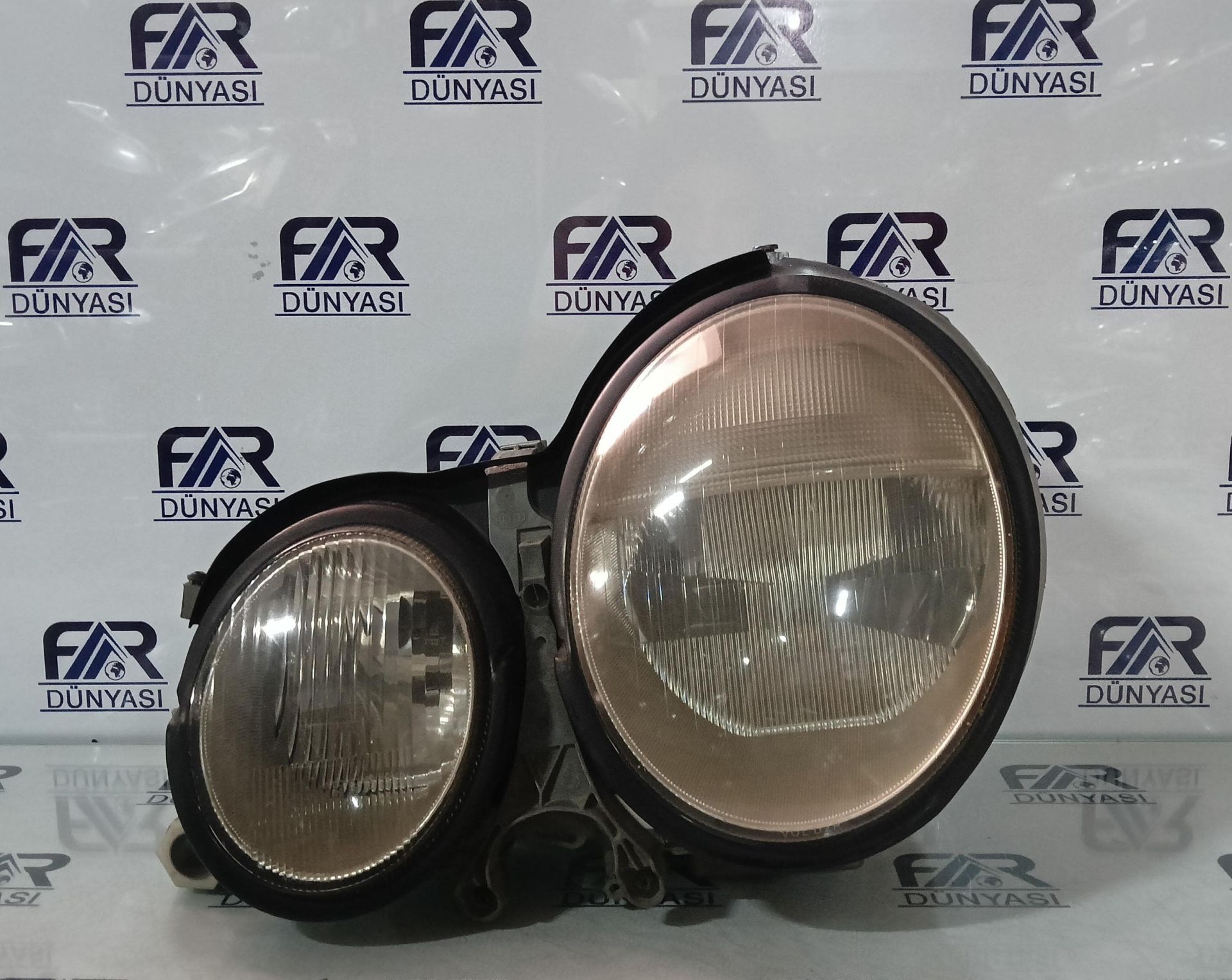 MERCEDES E CLASS W210 XENON SOL FAR 96-99 ORIJINAL CIKMA A2108203961