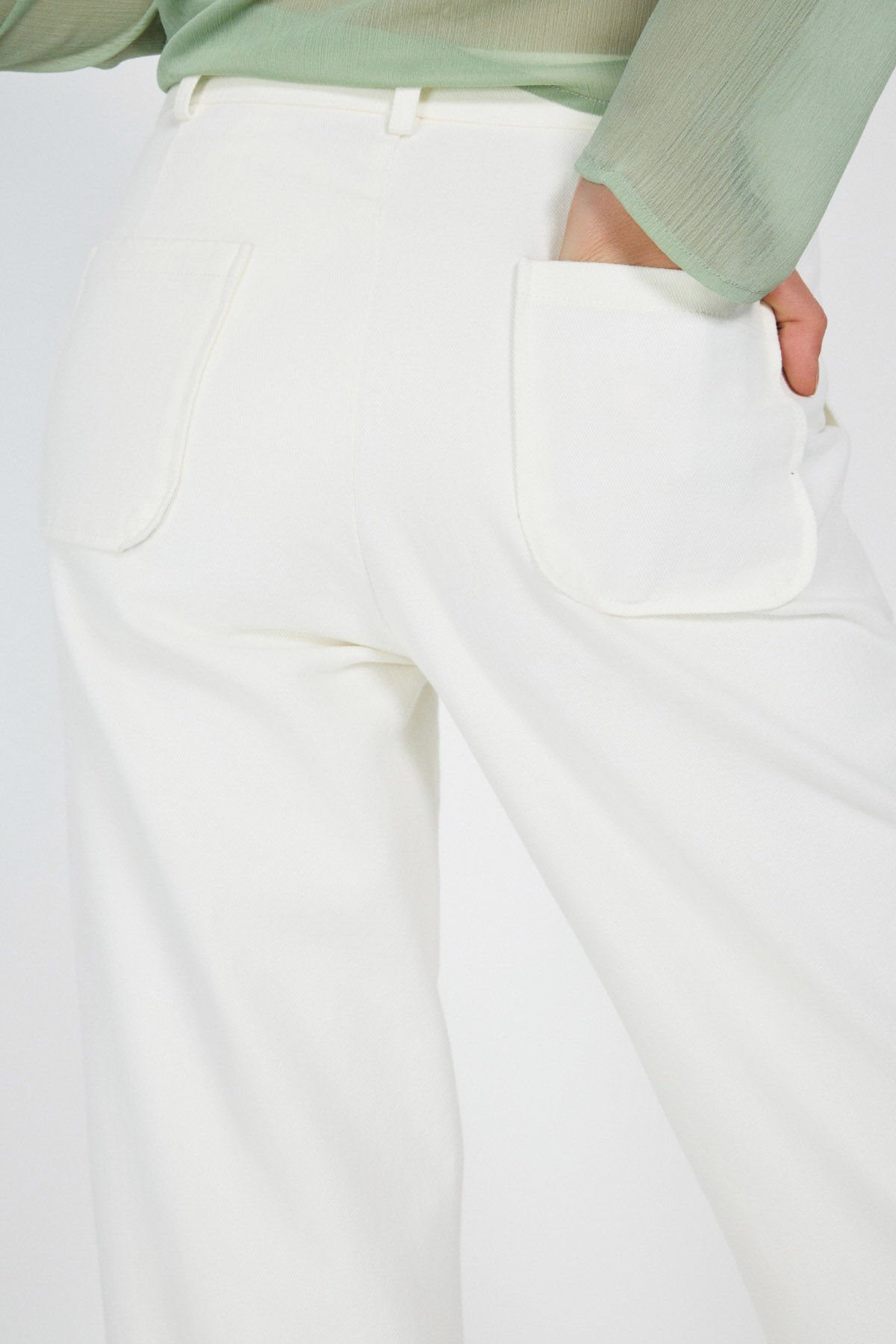 Düğme Detaylı Gabardin Pantolon