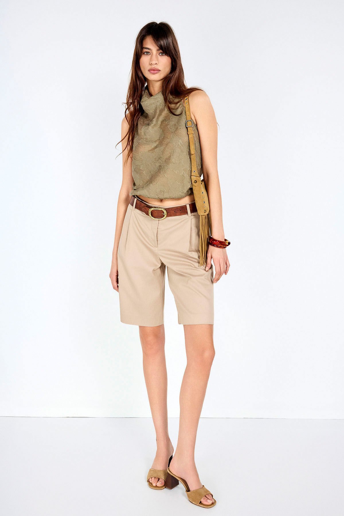 Halter Yaka Jakarlı Top
