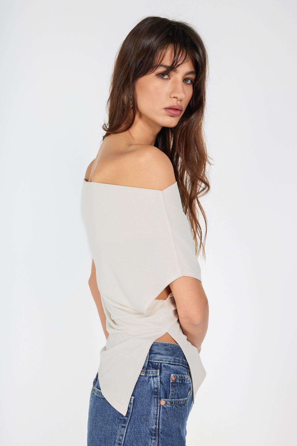 Kayık Yaka Krem Top