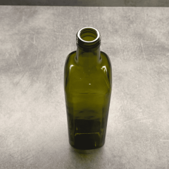 Sarkap 750 ml Marasca Kapaklı Cam Zeytinyağı Şişesi Yağdanlık Yeşil Akıtmasız Kapak