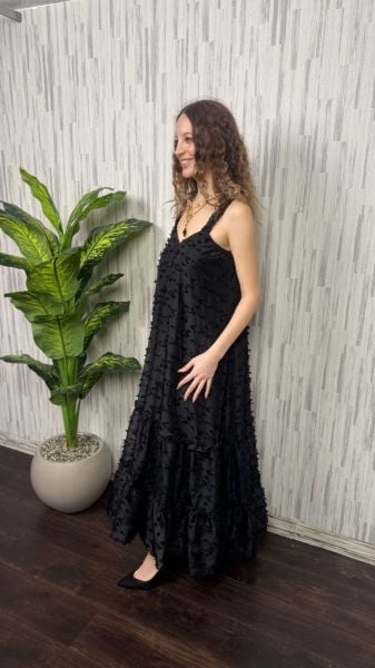 Siyah Renk İnce Askılı Tüllü Elbise