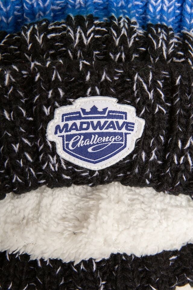 Mad Wave Bere Knit Beanie Pom-Pom