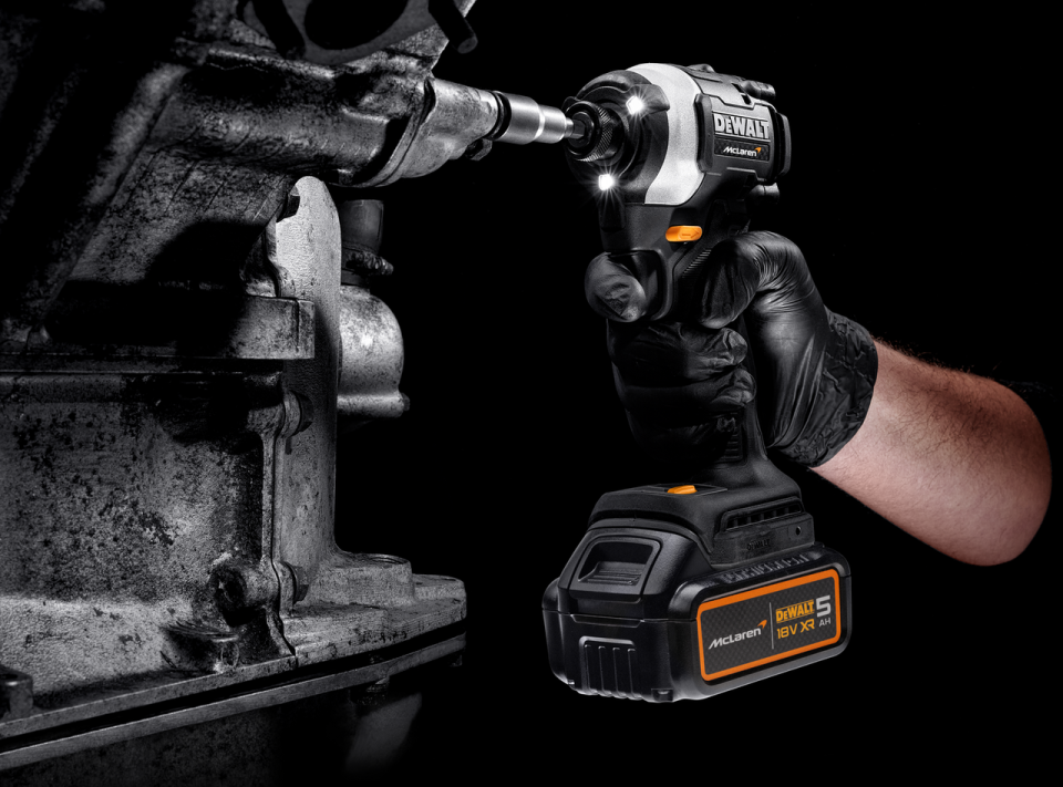 Dewalt x McLaren DCK200MP2T İkili Set