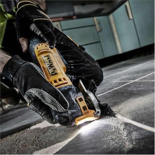 Dewalt 300W Çok Amaçlı Makine - Aksesuarlı DWE315