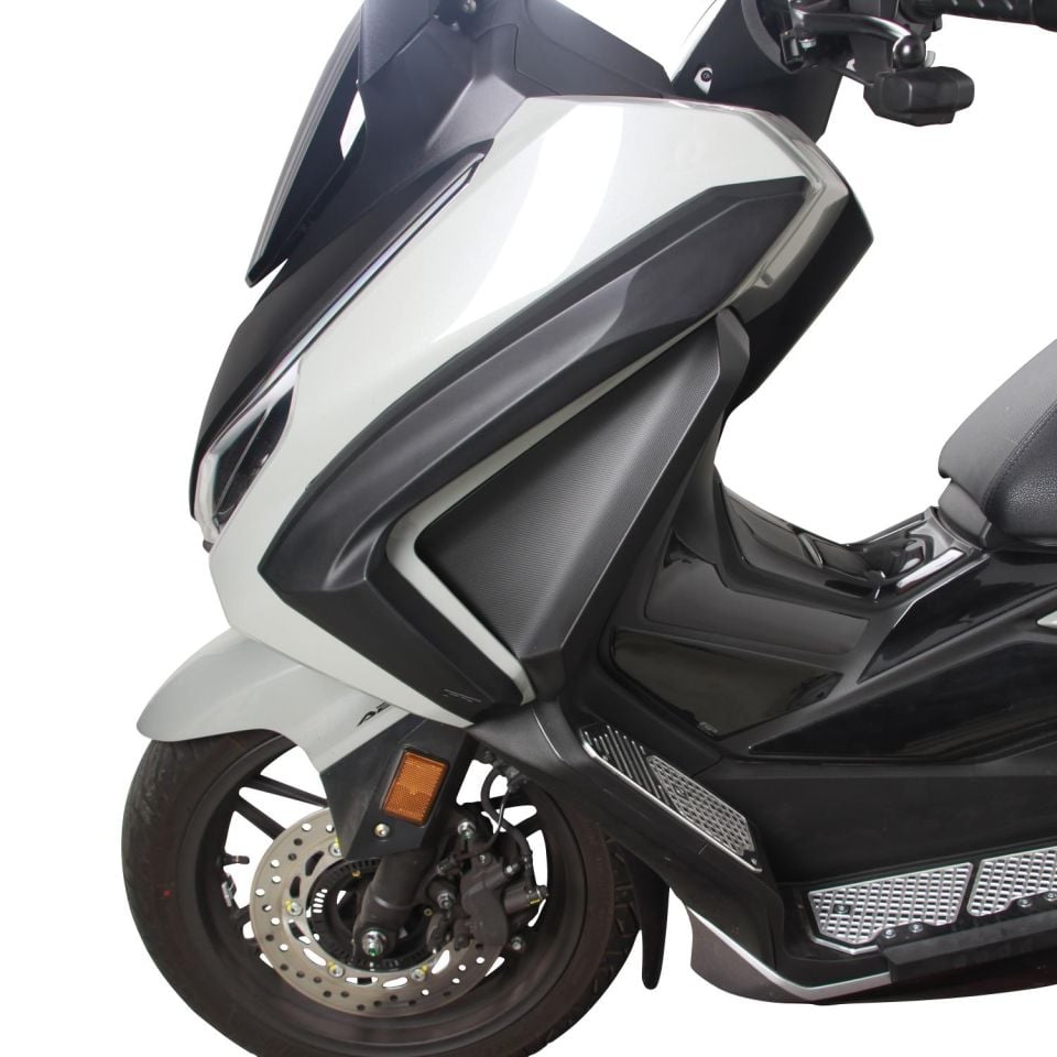 Honda Forza 250 2023-2024 Uyumlu Üst Bacak Koruma Siyah