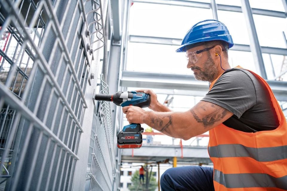 BOSCH GDS 18V-1050 H Darbeli Somun Sıkma 2x5Ah