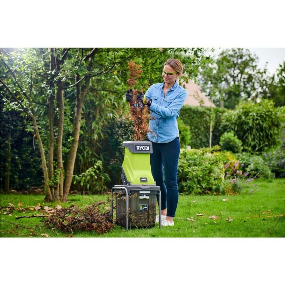 RYOBİ RSH2545B Yaprak Öğütme Makinesi 2500W (5133002512)