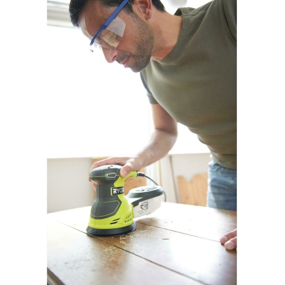 RYOBİ ROS300 Exantırik Zımpara 300W 125Mm (5133001144)
