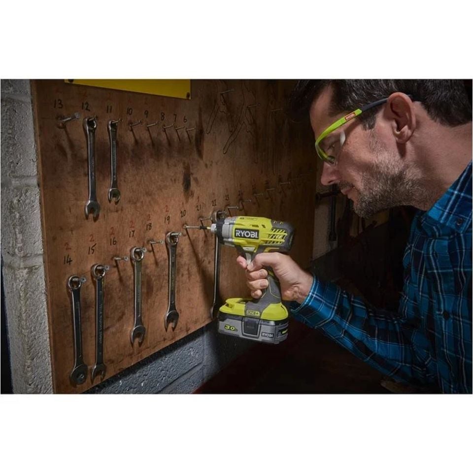 RYOBİ RID1801M Darbeli Tornavida (Akü Dahil Değildir.) (5133001168)