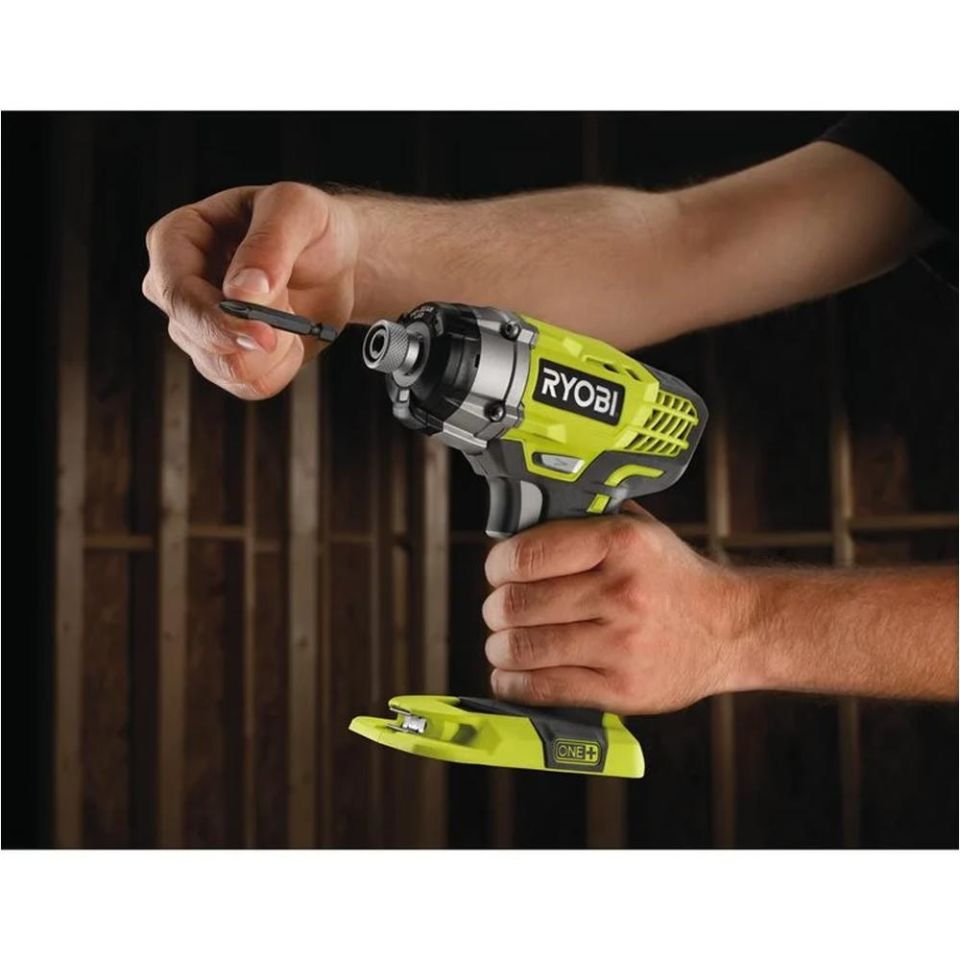 RYOBİ RID1801M Darbeli Tornavida (Akü Dahil Değildir.) (5133001168)