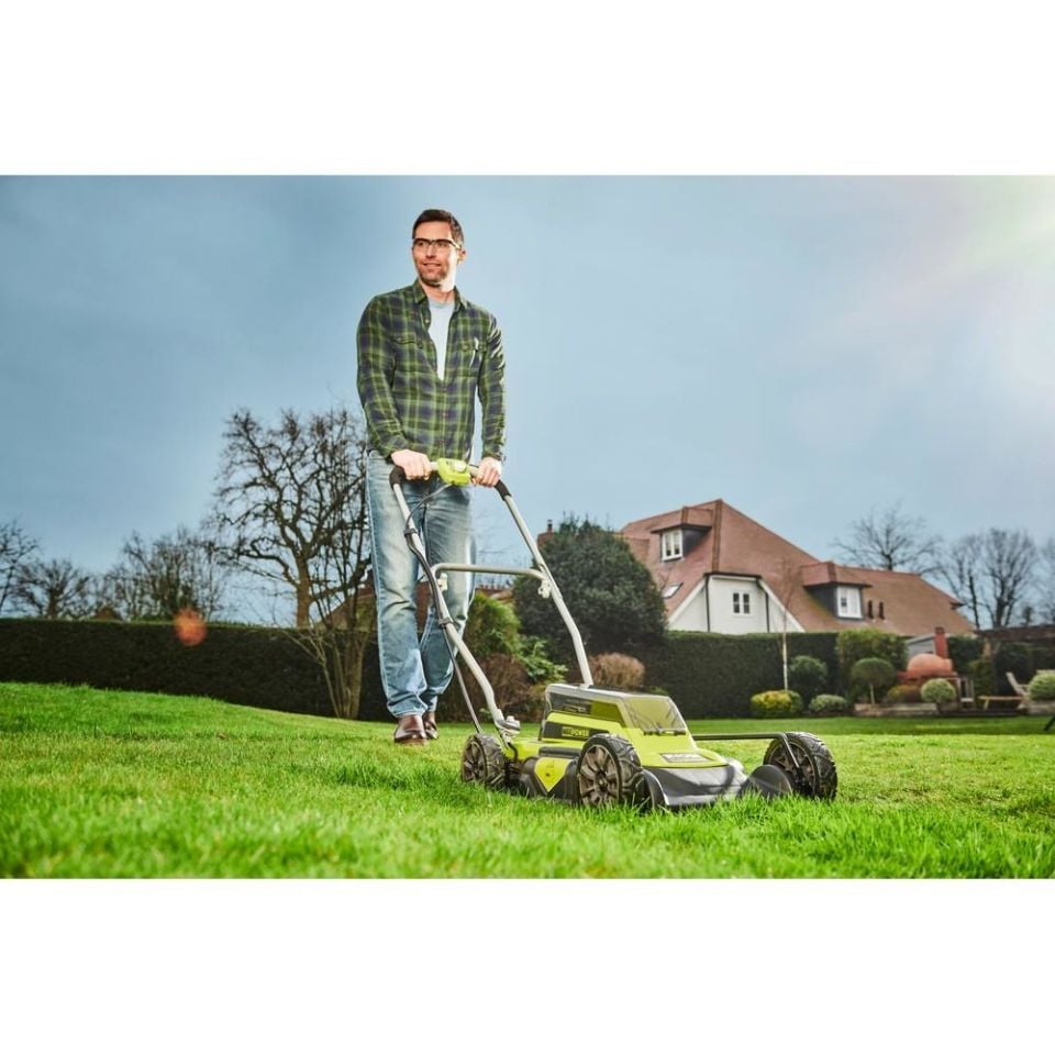 RYOBİ RY36LMM46A-140 36V Tekerlekli Malçlama ve Çim Biçme Makinesi 4.0Ah 46Cm (5133005486)
