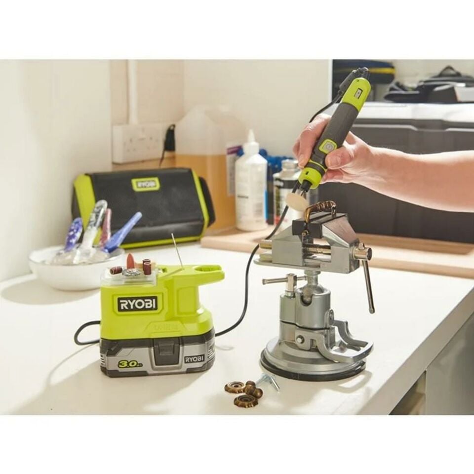 RYOBİ RRT18-0 Akülü Gravür Seti - 15 Parça (5133004939)