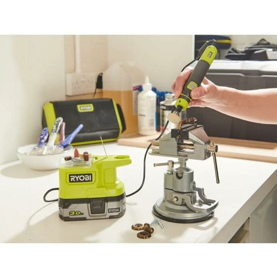 RYOBİ RRT18-0 Akülü Gravür Seti - 15 Parça (5133004939)