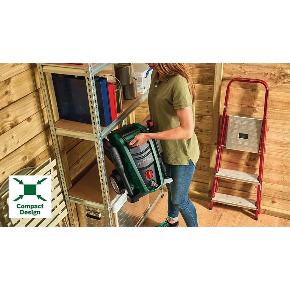 BOSCH UNIVERSAL AQUATAK 125 Basınçlı Yıkama Makinesi (0 600 8A7 A00)