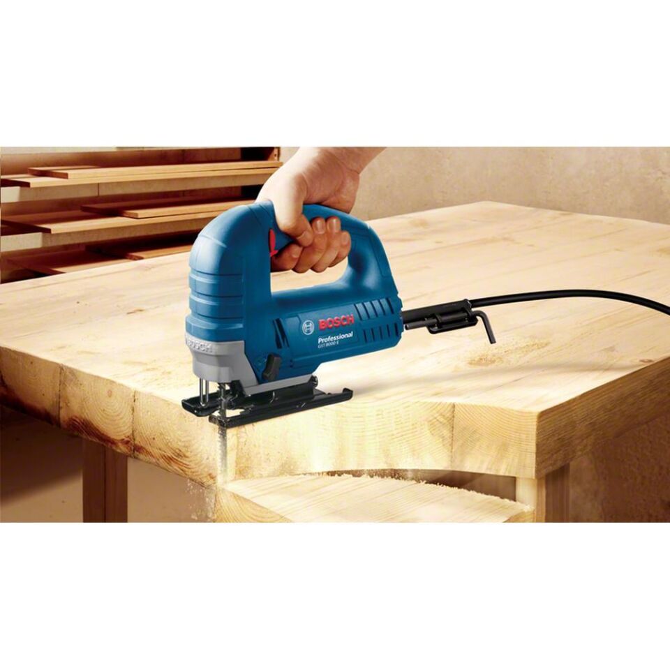 BOSCH GST 8000E Dekupaj Testere (0 601 58H 000)