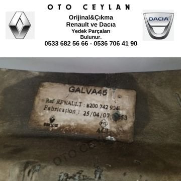 8200742904 Megane 2 Scenic 2 Motor Beşiği Arka Parça Orijinal Çıkma