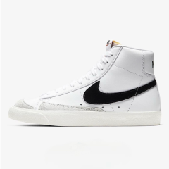 Blazer Mid ‘77 Vintage ‘White Black’